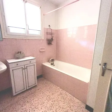 Bed and breakfast Dans T4 *